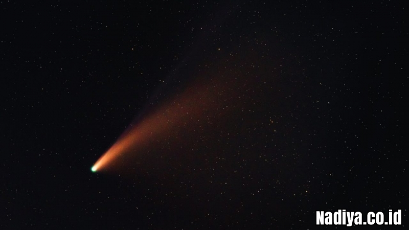 Komet Periode Panjang Jauh Dengan Cepat Memudar